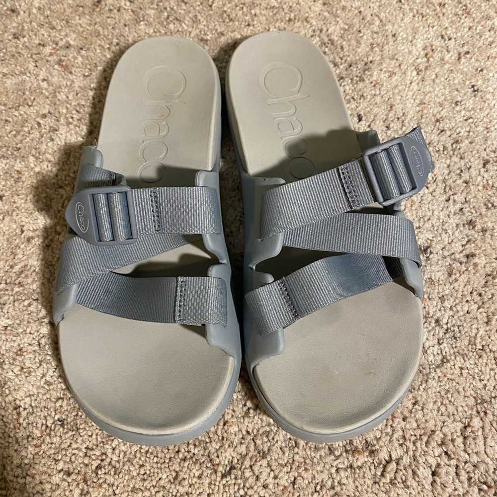 Women’s Chaco Chillos size 11